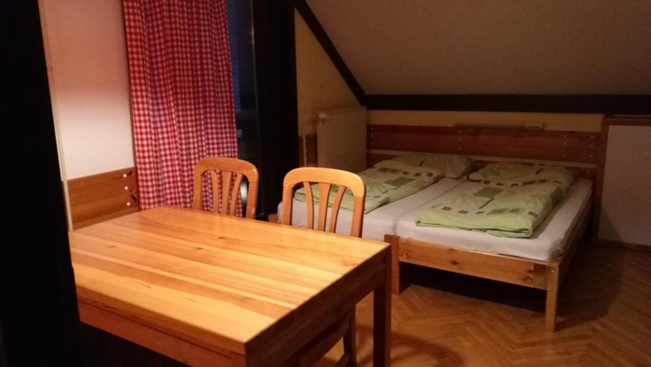 Accommodation And Restaurant Tia Cerklje na Gorenjskem Room photo